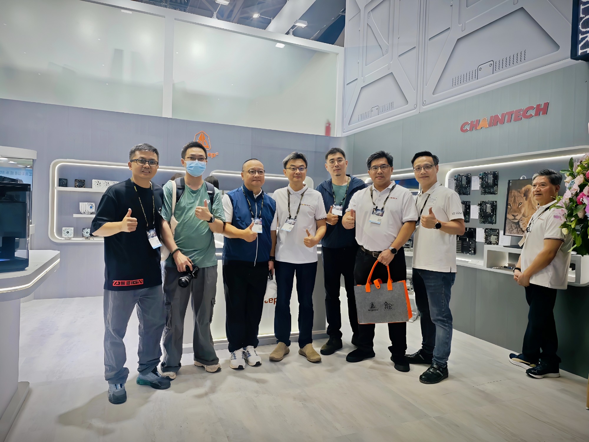 ComputeX2025عˣAI˳ӿƷչ˼