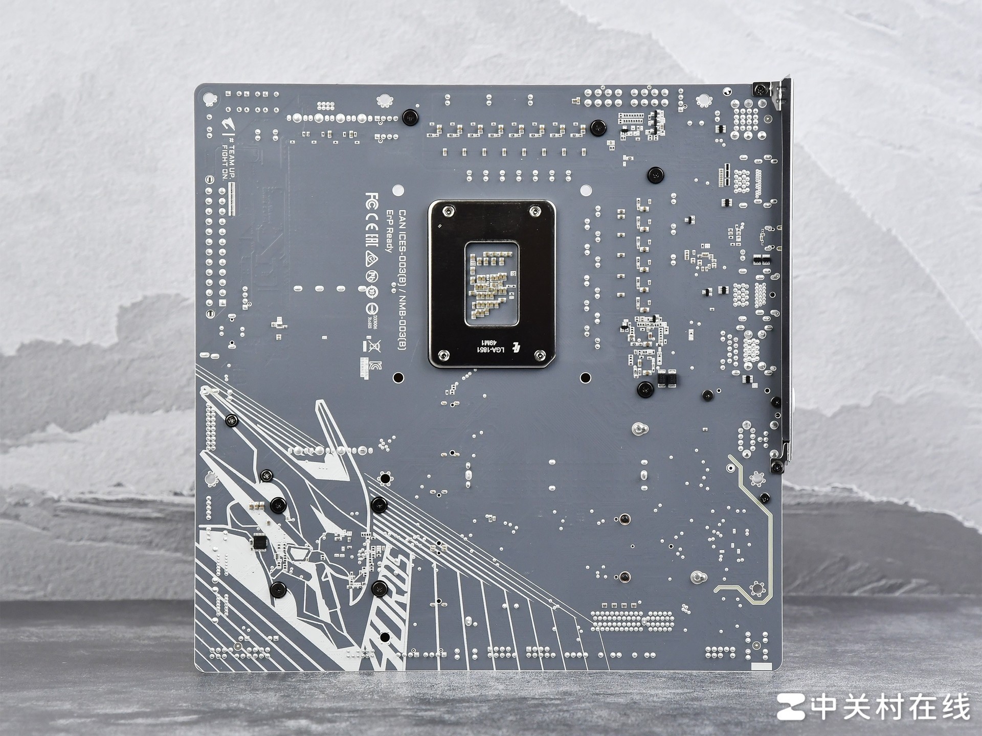 B860M AORUS ELITE WIFI6E ICE U9 285K