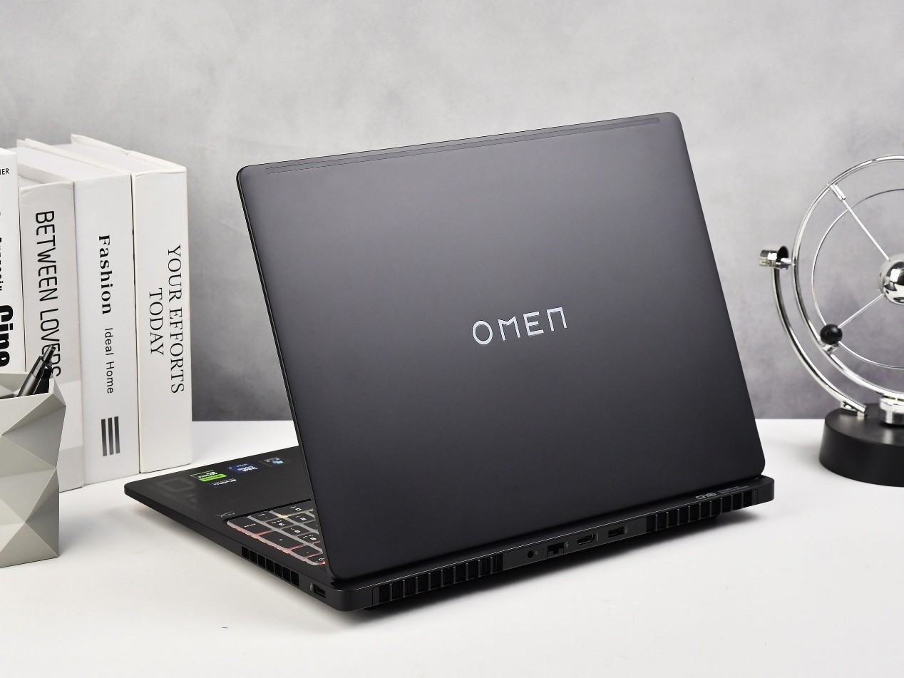 性能狂暴,价格给力 OMEN暗影精灵MAX评测