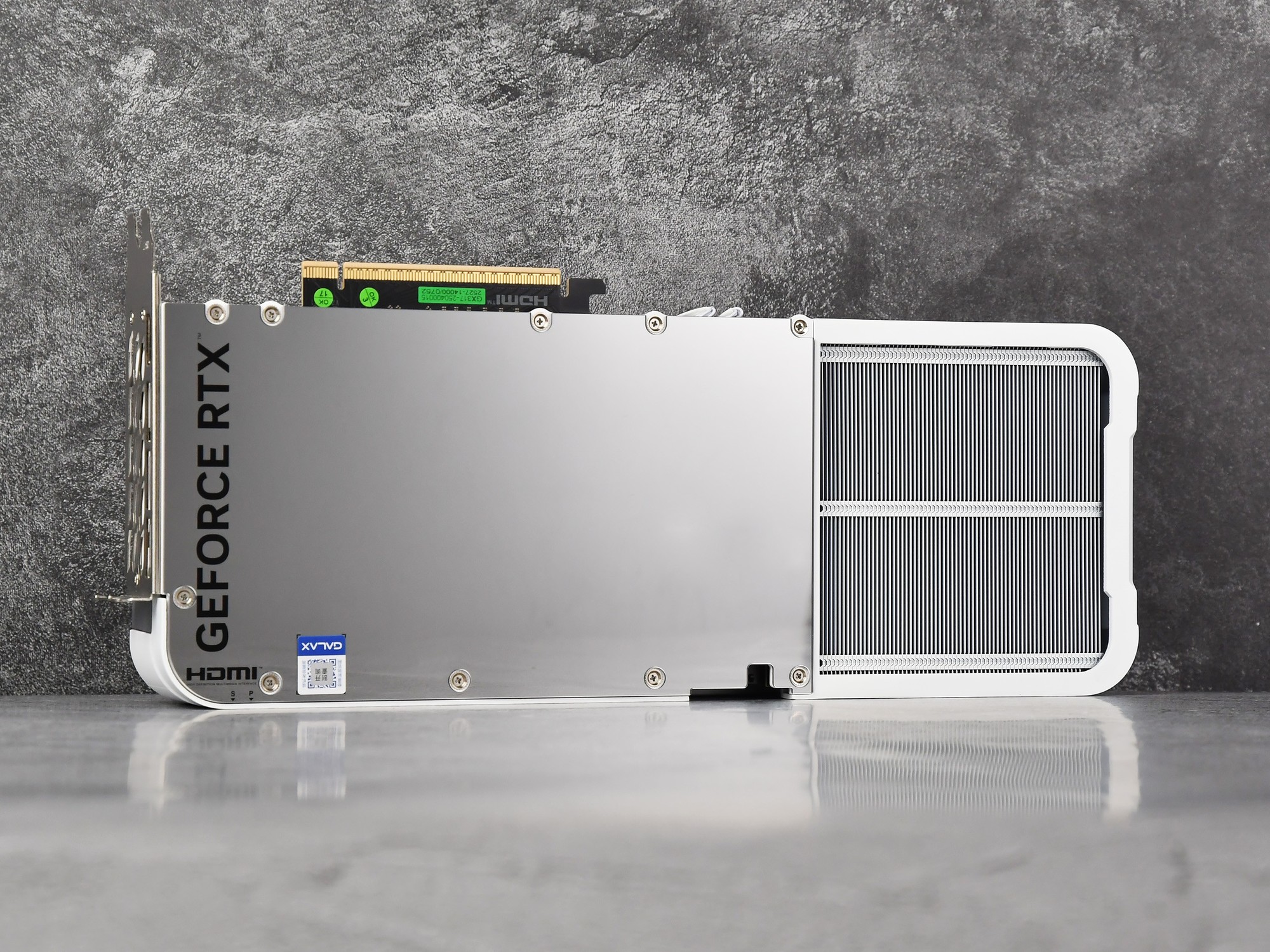 ӰGeForce RTX 5070 TiLUNA OC ԿҲģ黯