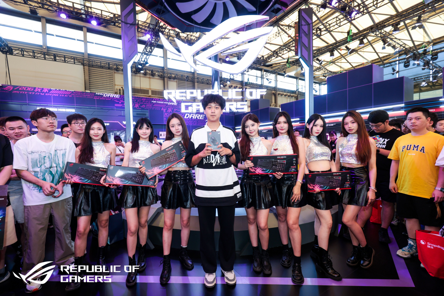 ChinaJoy 2024Ļ ROG8ϵս·󿧺