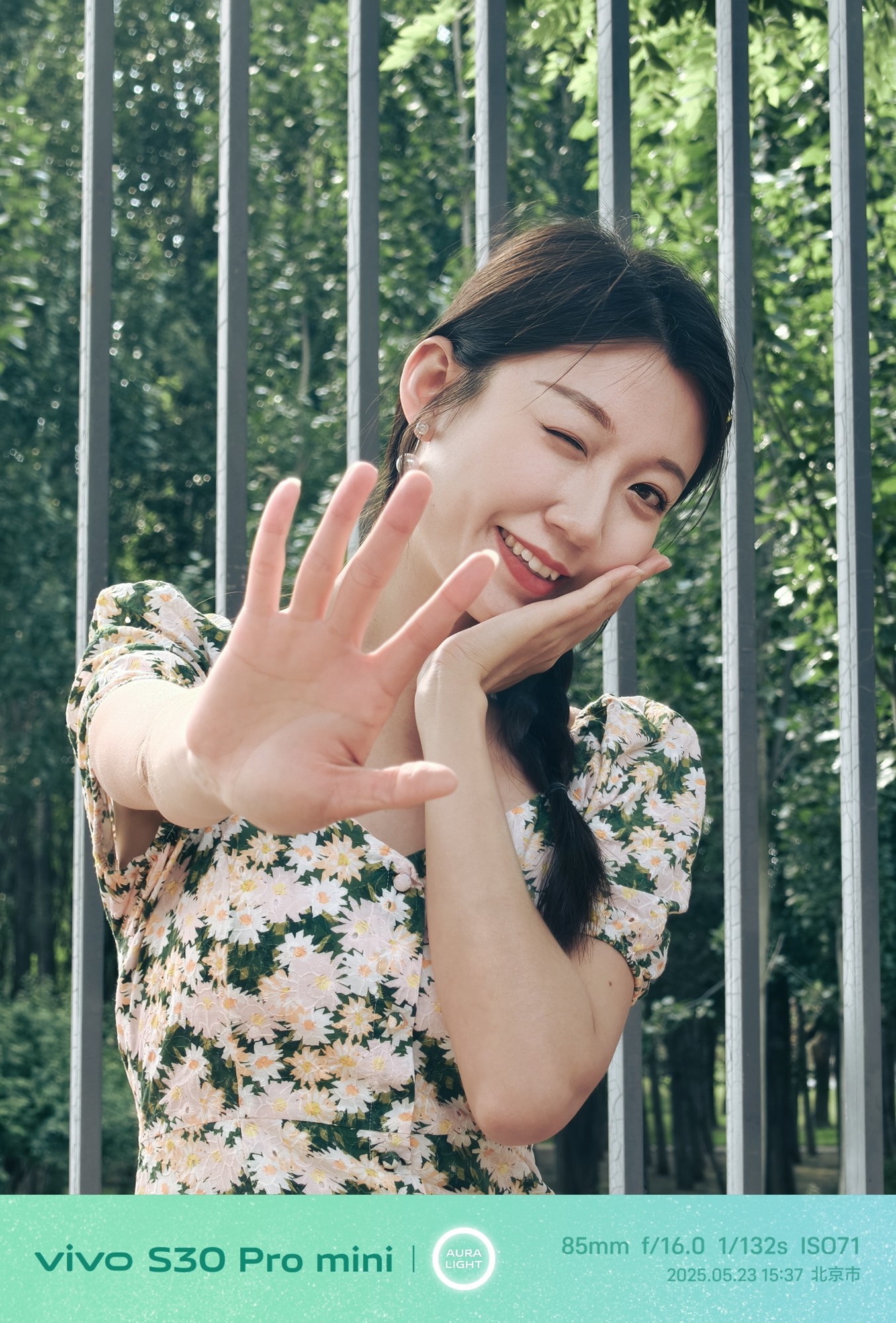 �Է�Χ��Ϊ�ˣ�vivo������û��ĳ� ���й��µ���Ƭ��