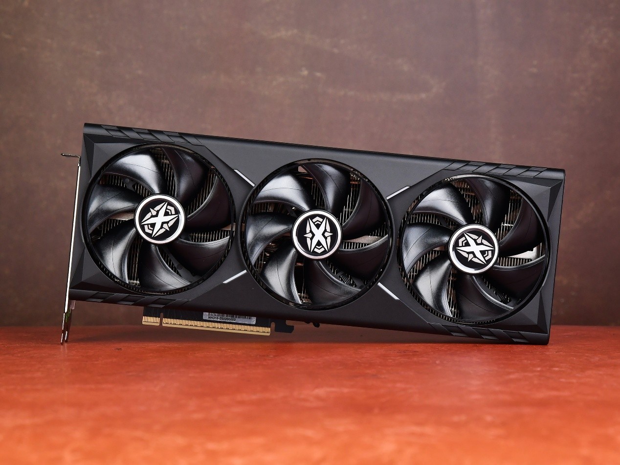 2KϷ鳬 GeForce RTX 5070 ŹOC