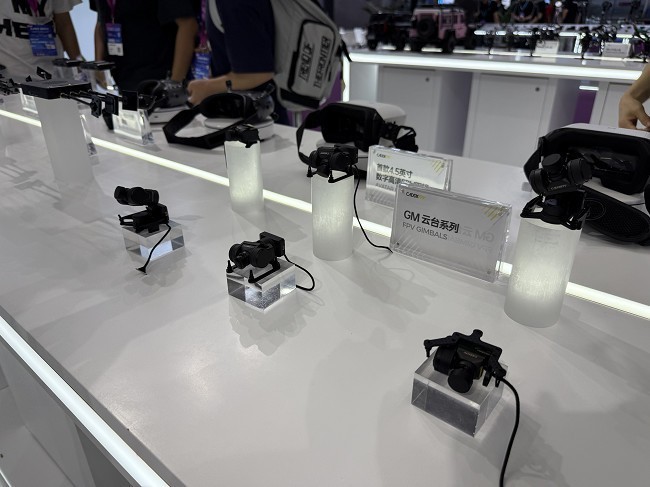 ھŽ˻᣺CADDX  FPV ʵȫ