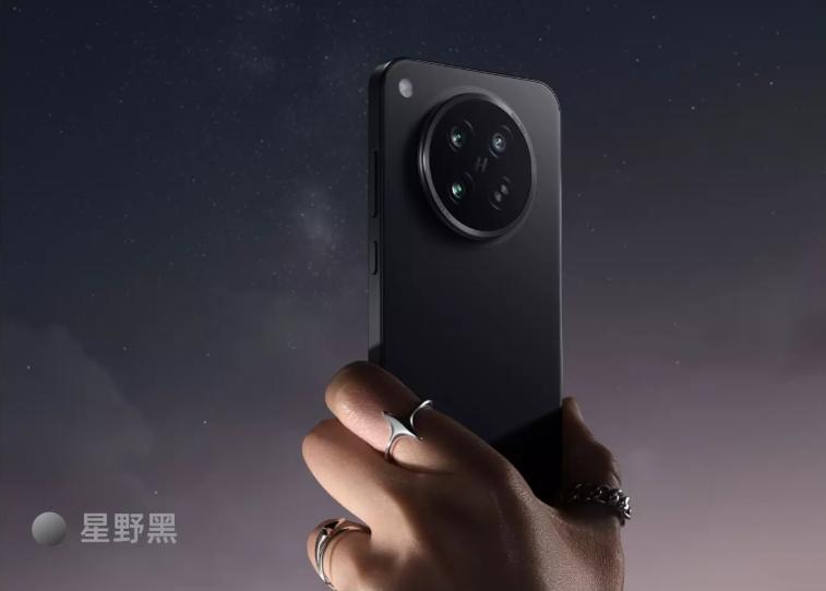 轻薄小直屏的“版本答案” OPPO Find X8s外观设计解析