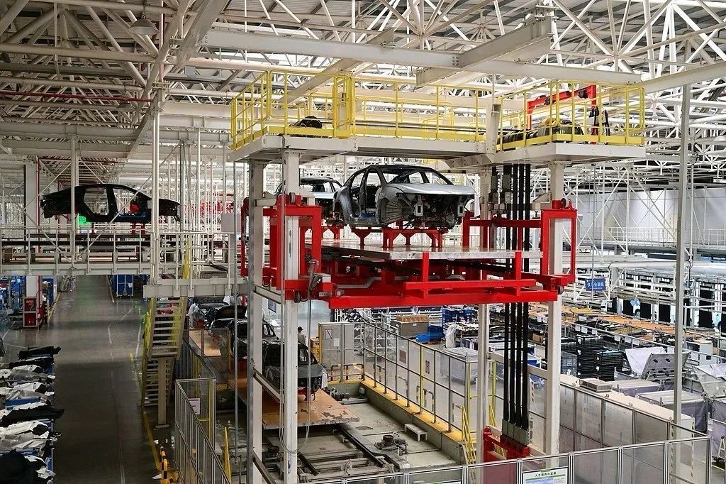 Ǭ���ʽ����������粨�����ǵϳ���Ե�ɲ�ʩԮ��