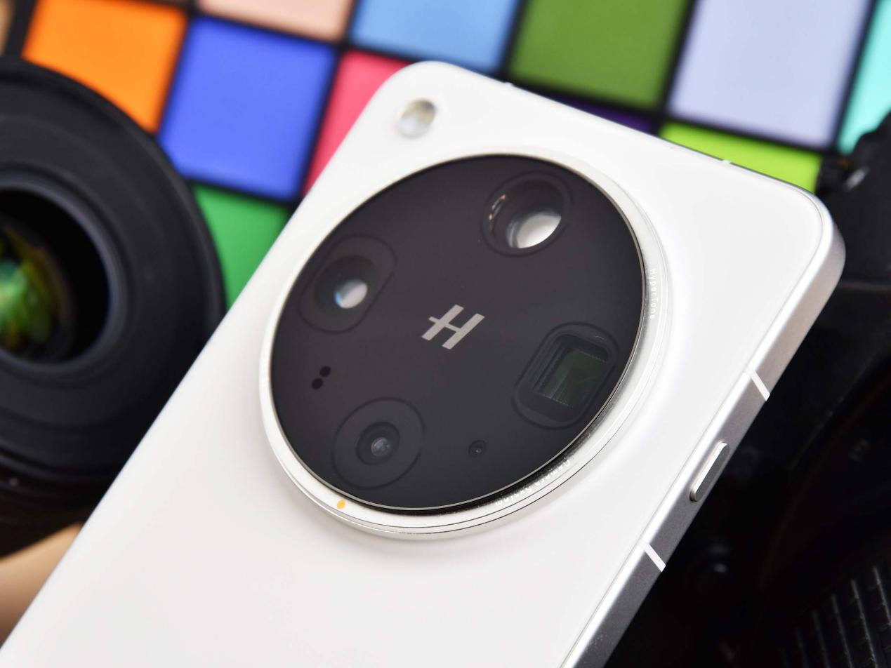 OPPO Find X8 Ultraȫ������ ��װ���󣬸��з���