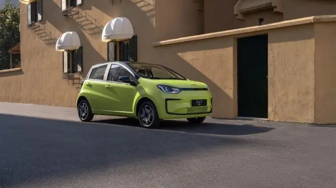 江淮新纯电动微型轿车上市 定价5.99万起