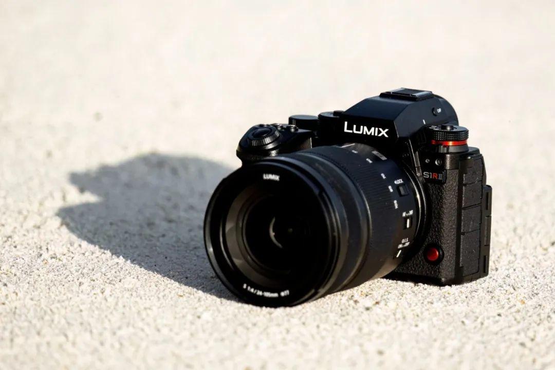 2190ҹ LUMIXȫӰ