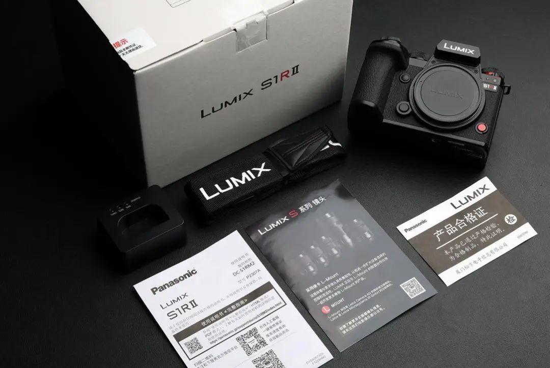 2190ҹ LUMIXȫӰ