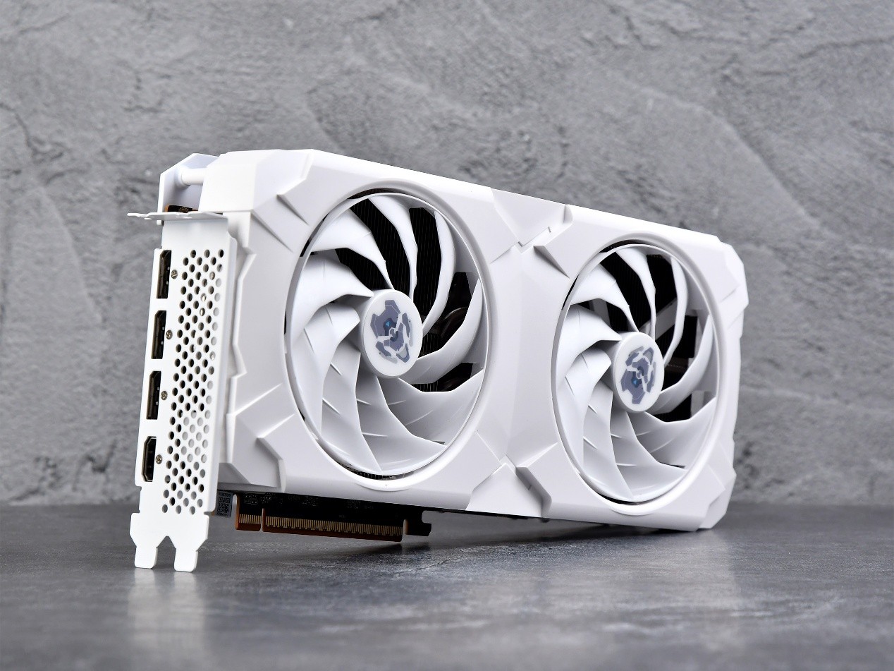 VASTARMOR Radeon RX 9070 GREϽɫײ⣺Լ۱ȳԽRTX 5070