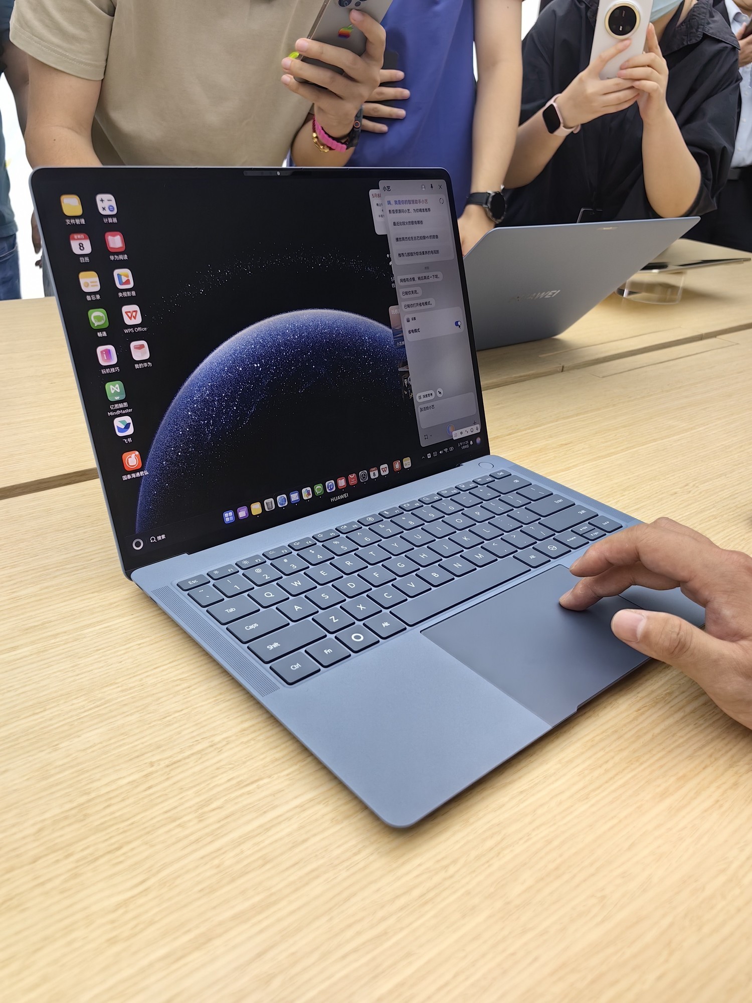 5月19日正式发布!首款鸿蒙电脑抢先上手