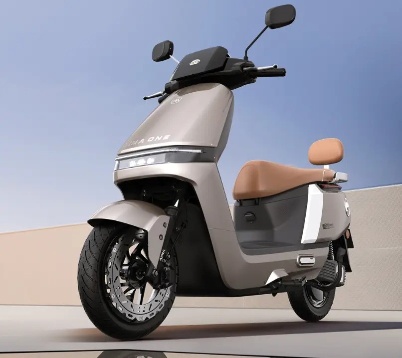 近日,爱玛发布引擎七号电动摩托车最新消息