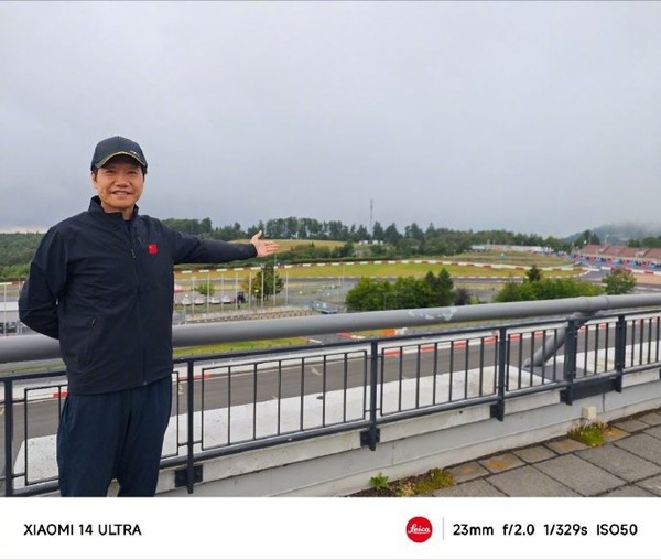 小米雷军抵达“赛车圣地”德国纽北赛道 SU7 Ultra即将挑战_小米 12S Ultra _业界资讯-中关村在线