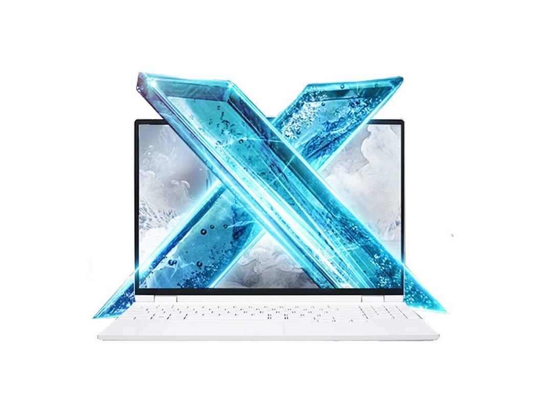 机械革命 无界15X 暴风雪(R7 8845HS/32GB/1TB)