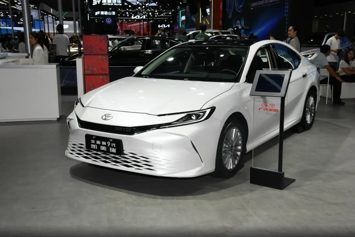 zol首页>汽车>新闻>正文 随着国内汽车市场价格战的加剧,丰田凯美瑞这