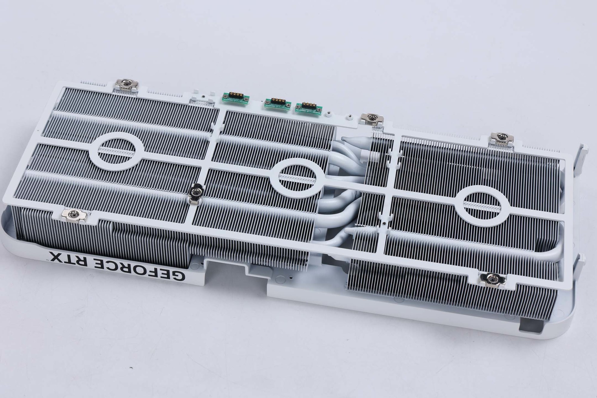 Ǿ磡  ӰGeForce RTX 5070 Ti LUNA OCԿ