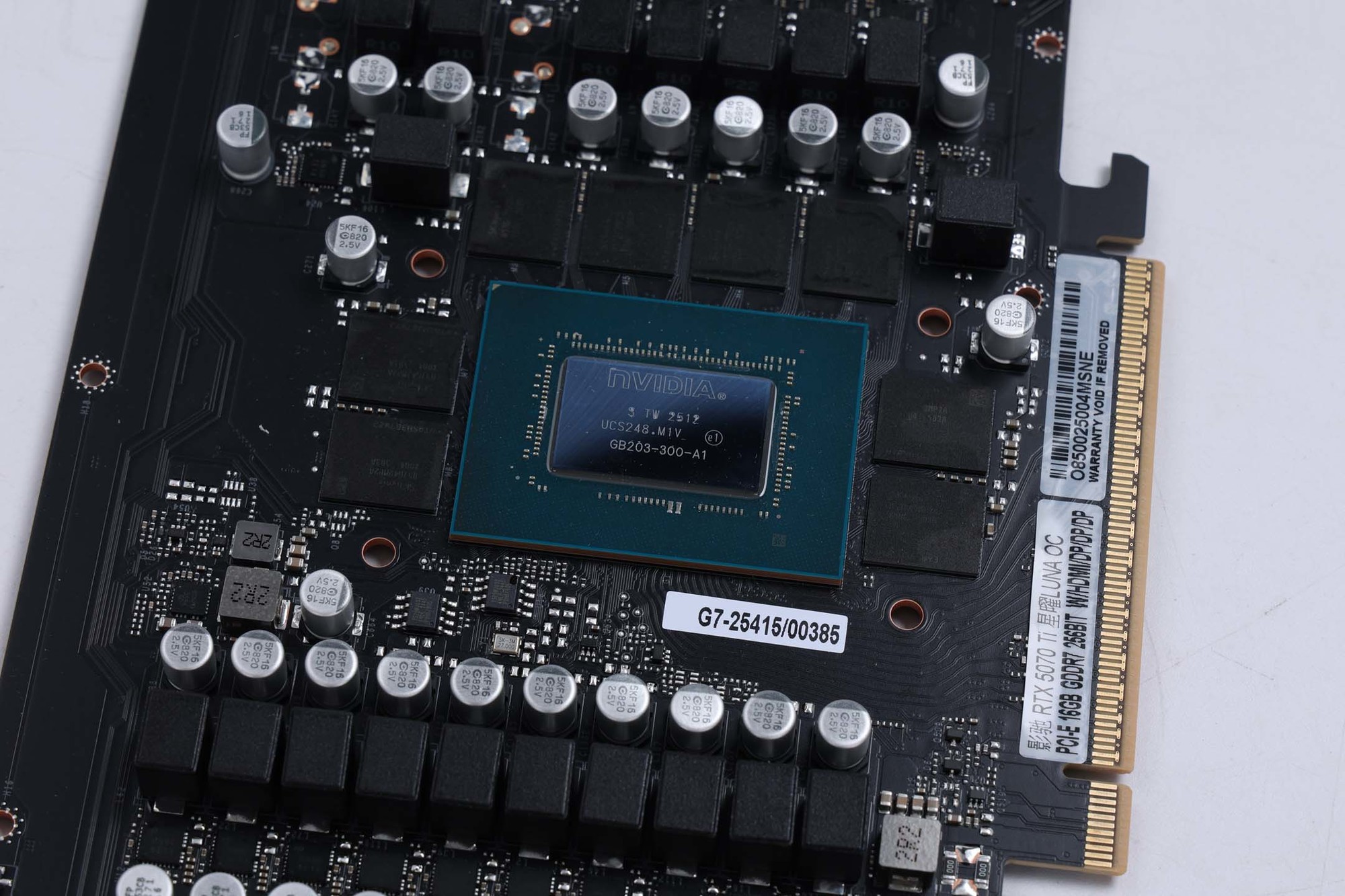 Ǿ磡  ӰGeForce RTX 5070 Ti LUNA OCԿ