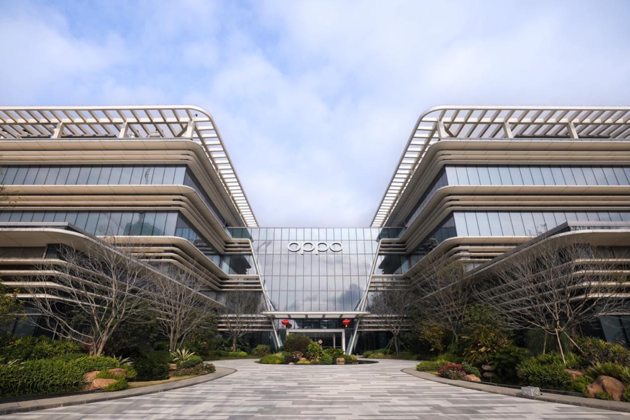 OPPO߽ƳǸСѧƽѧУ롰ССѧӡһ̽AI