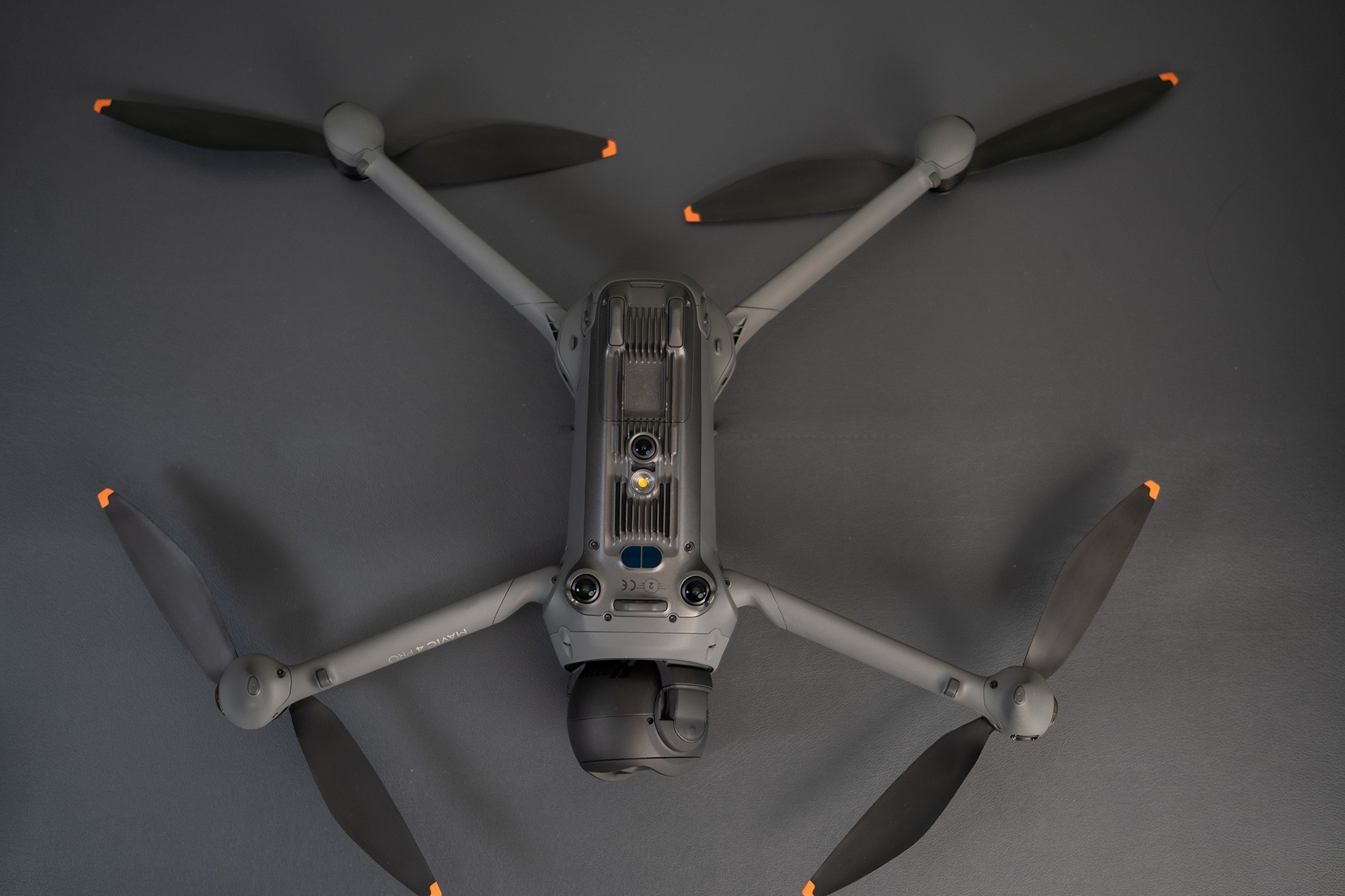 Mavic 4 Pro⣺14/3콢˻