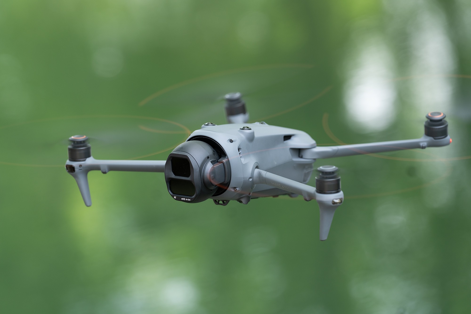 Mavic 4 Pro⣺14/3콢˻