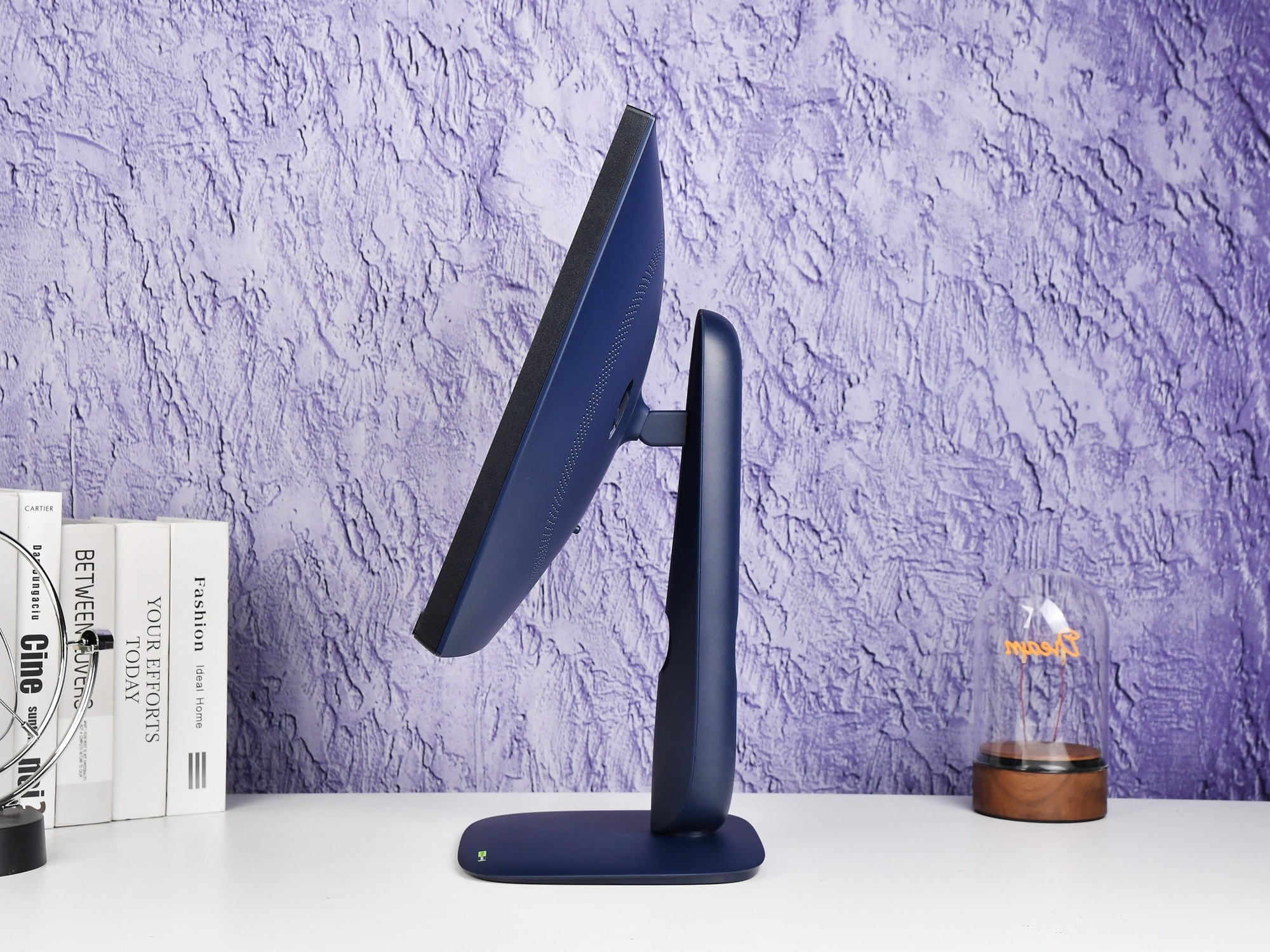 体验Alienware外星人AW2525HM显示器:小尺寸高刷电竞神器