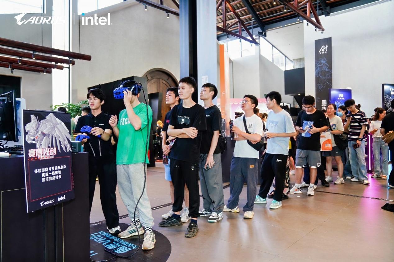 AI磬AORUS  Intel AIרԲĻ