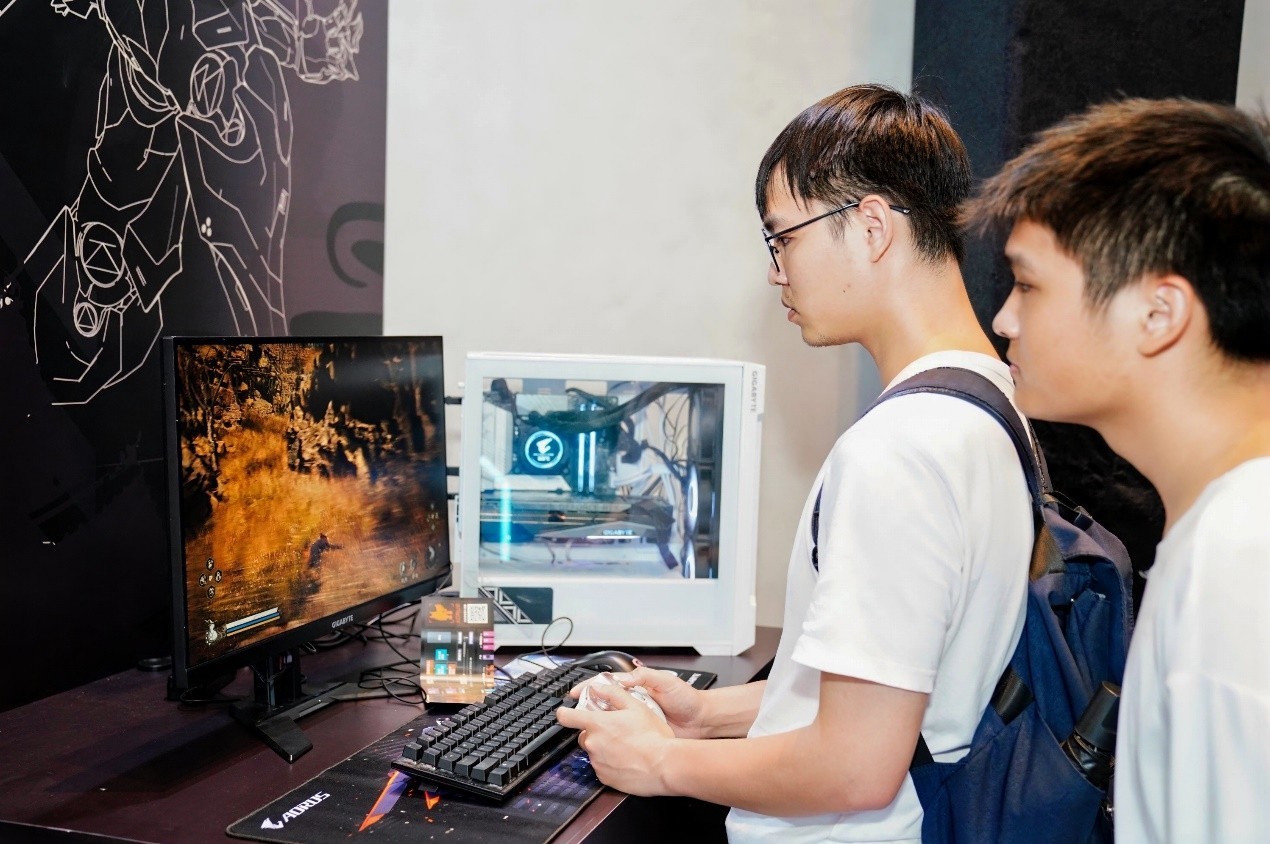 AI磬AORUS  Intel AIרԲĻ