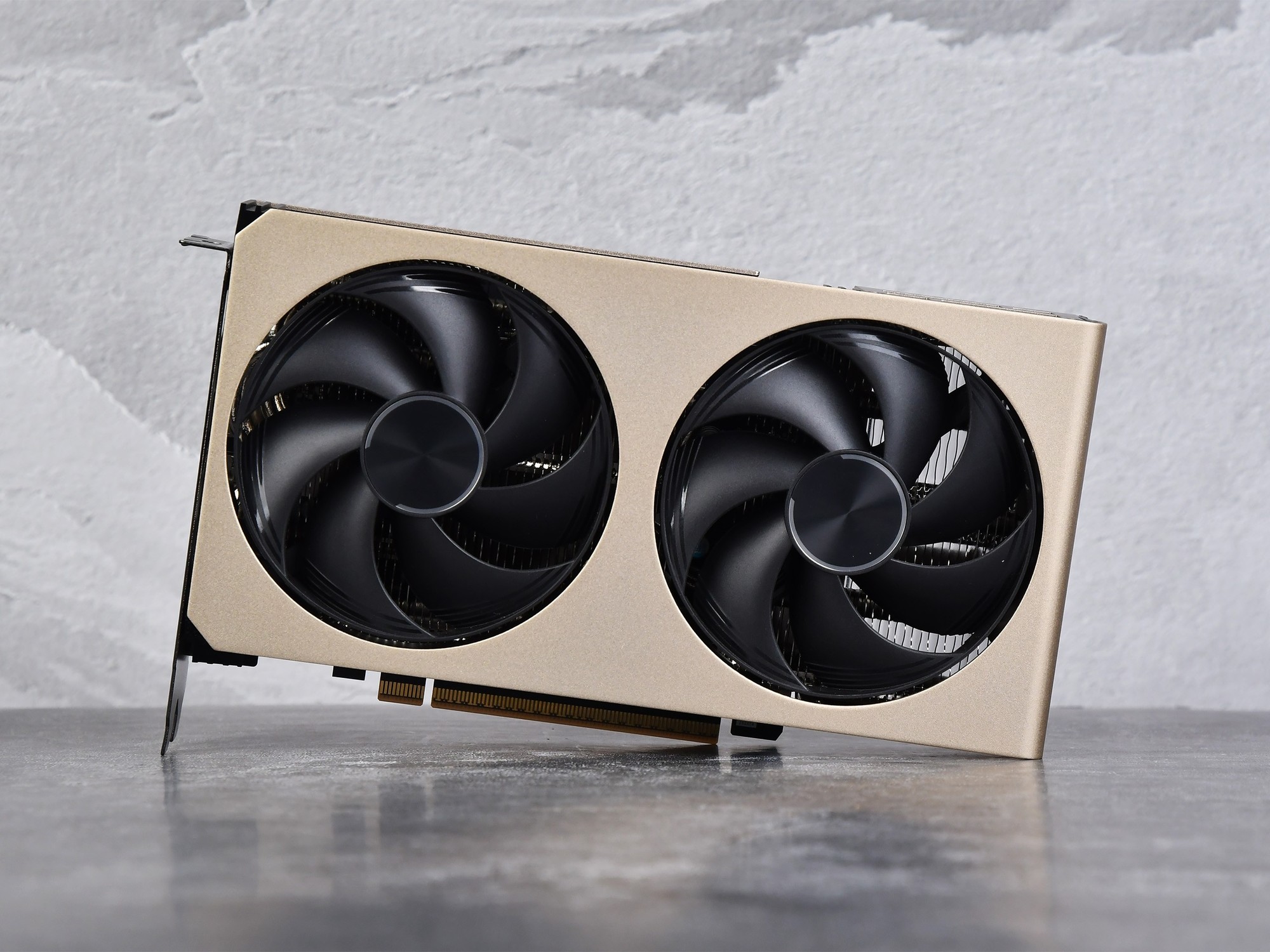 NVIDIA GeForce RTX 5060 Ti 16GBԿײ 4K羺飡