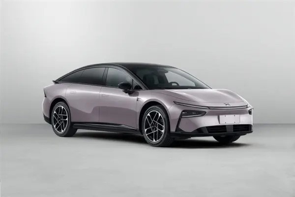 小鹏汽车全新车型p7 亮相:尺寸更大 动力更强