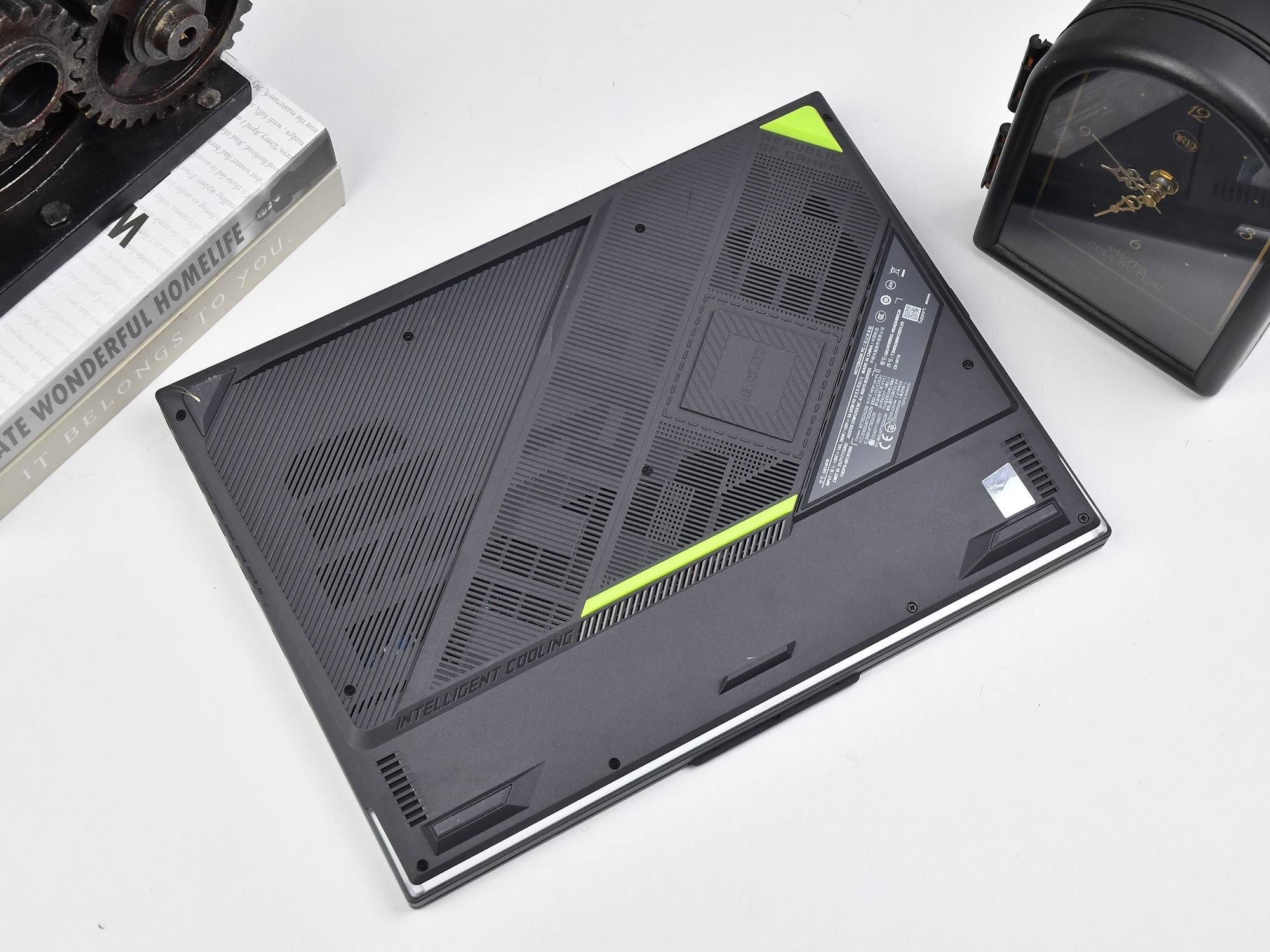 锐龙9 9955HX3D+RTX 5070 Ti王炸组合！ROG魔霸9首测