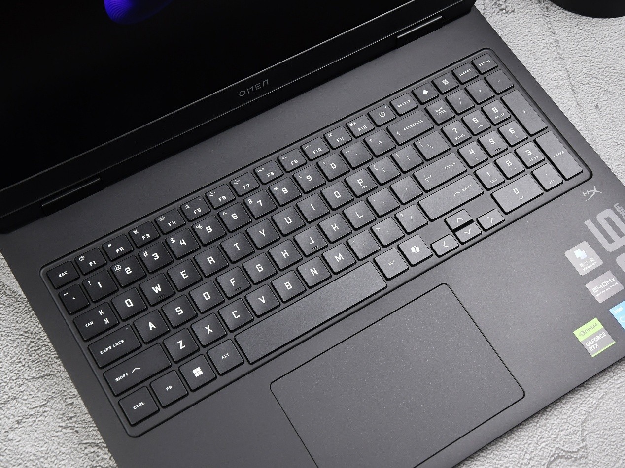 性价比、质价比全都要 暗影精灵 11 游戏笔记本评测