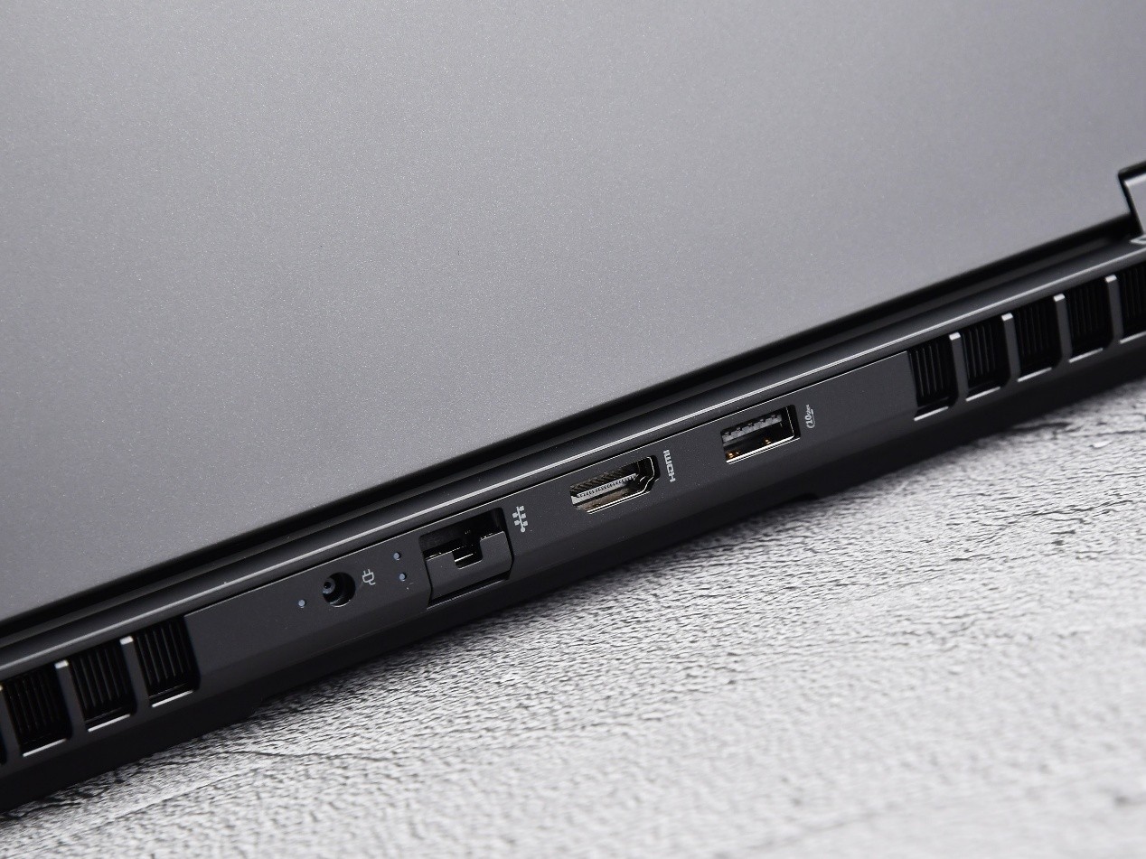 性价比、质价比全都要 暗影精灵 11 游戏笔记本评测