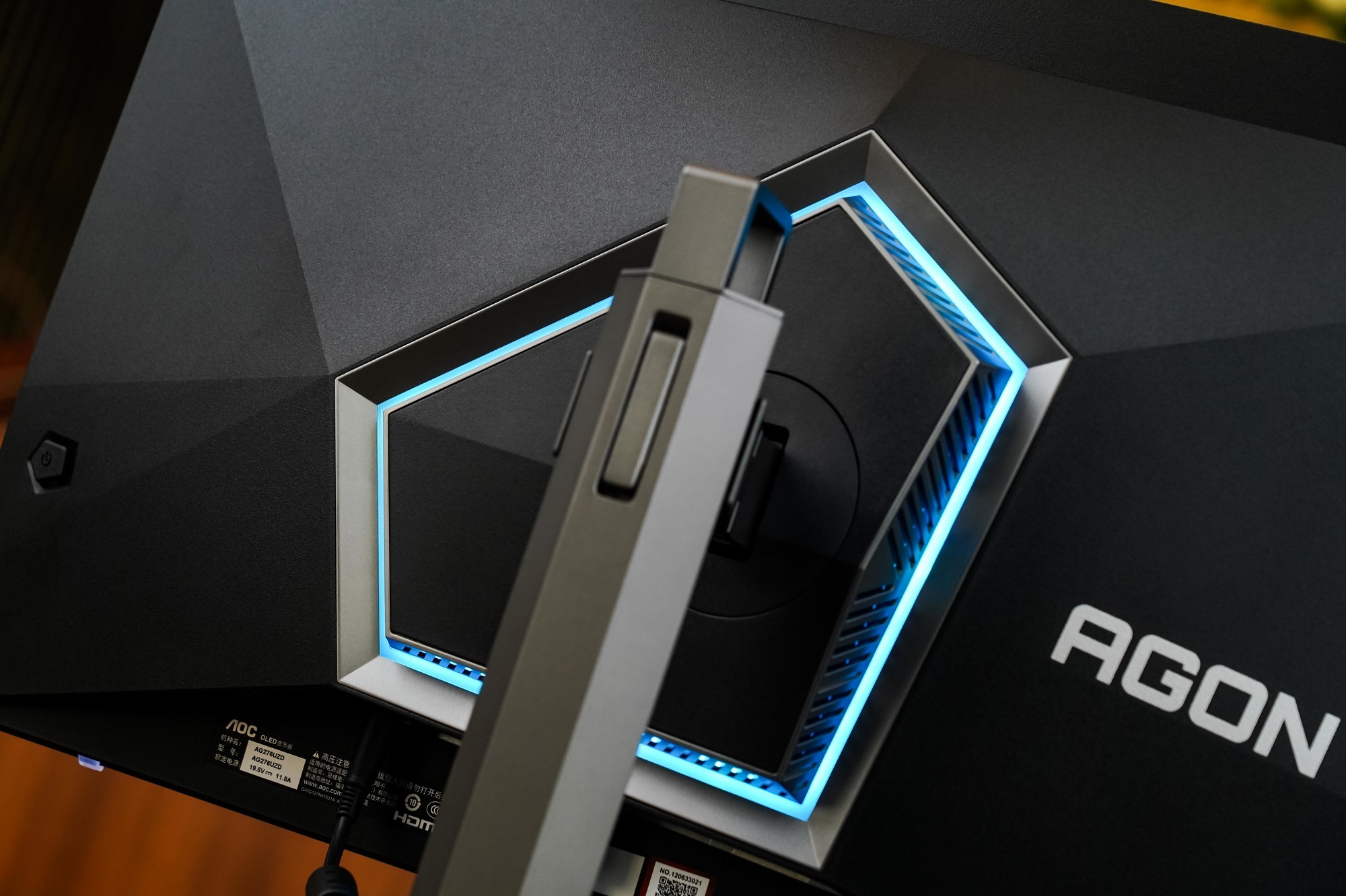 RTX 50系显卡最佳搭档 AGON AG276UZD 4K@240Hz旗舰显示器