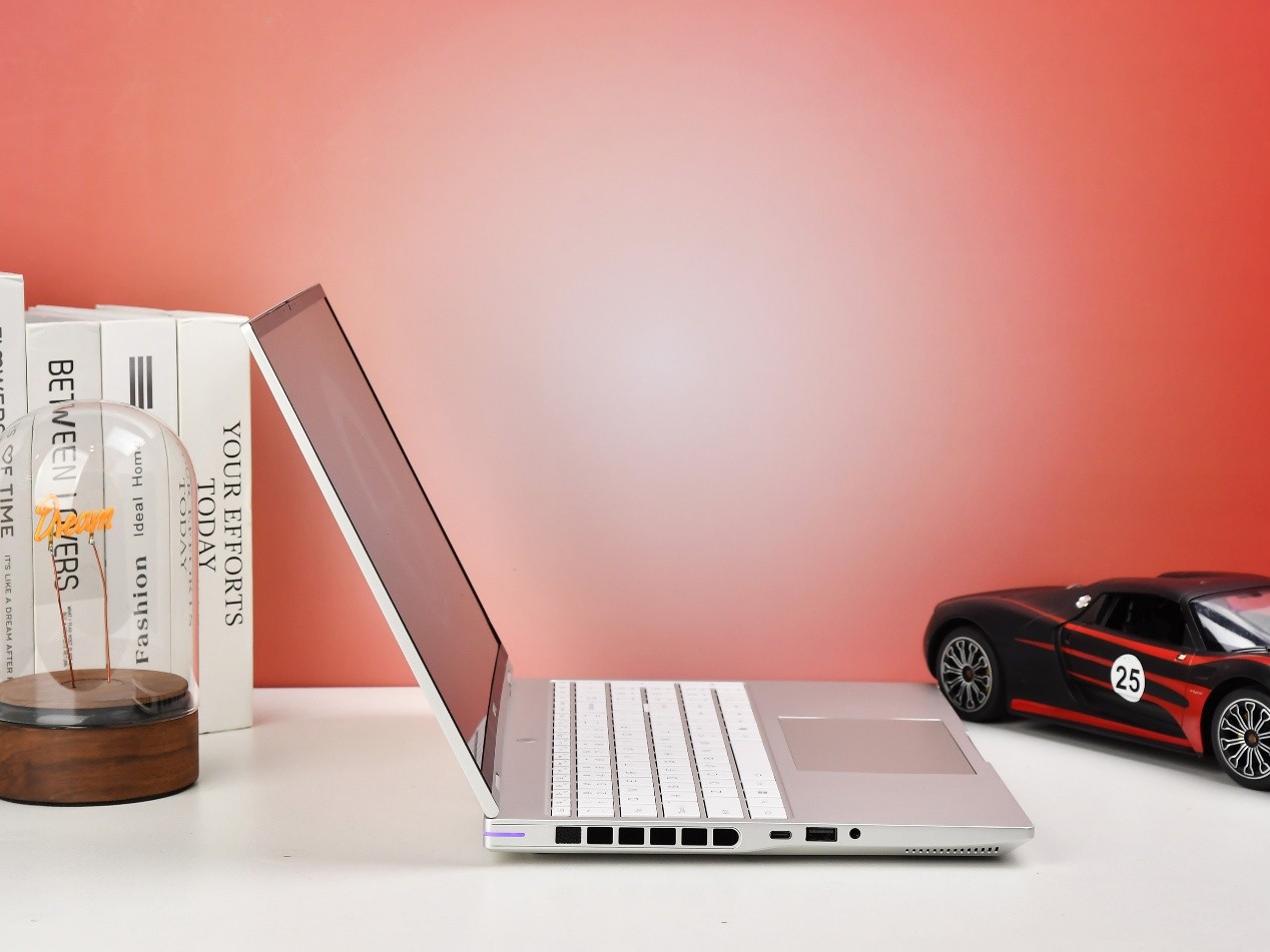 iGame M15 Origo评测:颜值与性能并存 搭载长江存储PC41Q 表现超预期