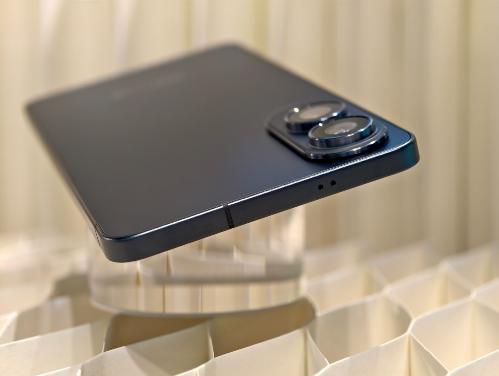 苹果/三星/华为Air超轻薄对比 别再无脑选iPhone