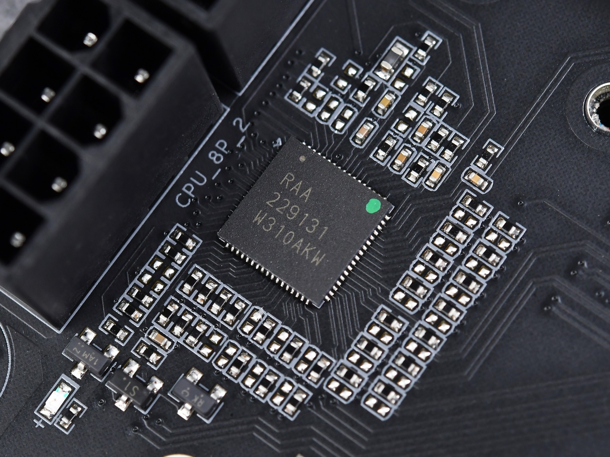 iGame Z790  ߲ʺ糬콢ʵ