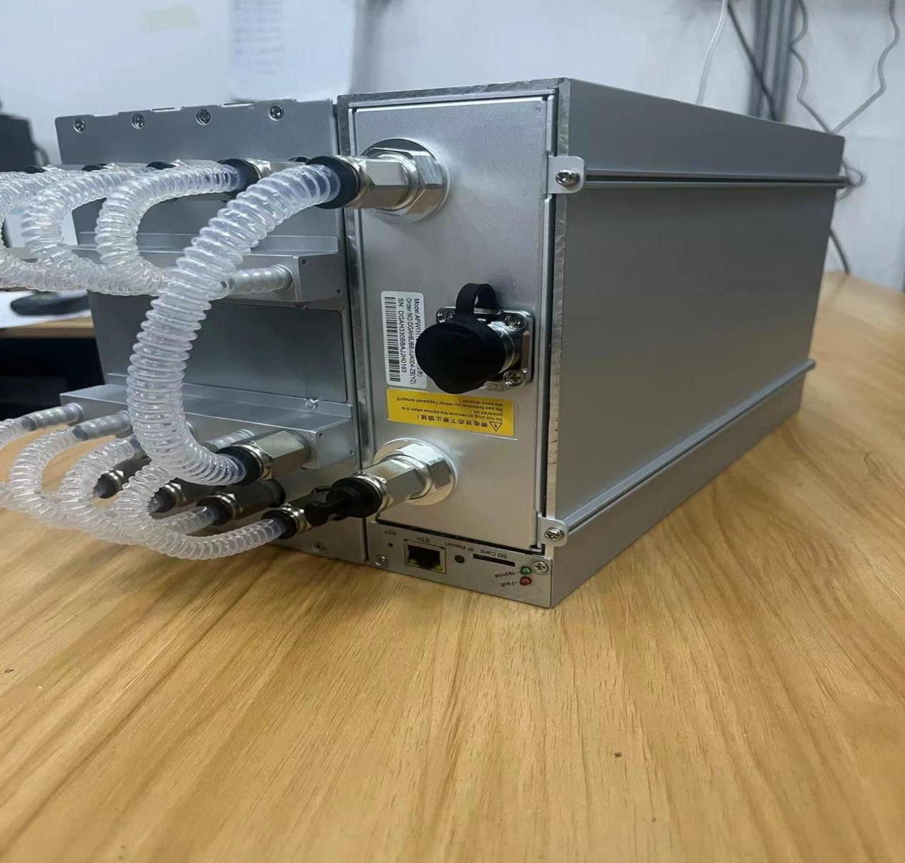 蚂蚁矿机s19pro hydro 198t miner参数特惠