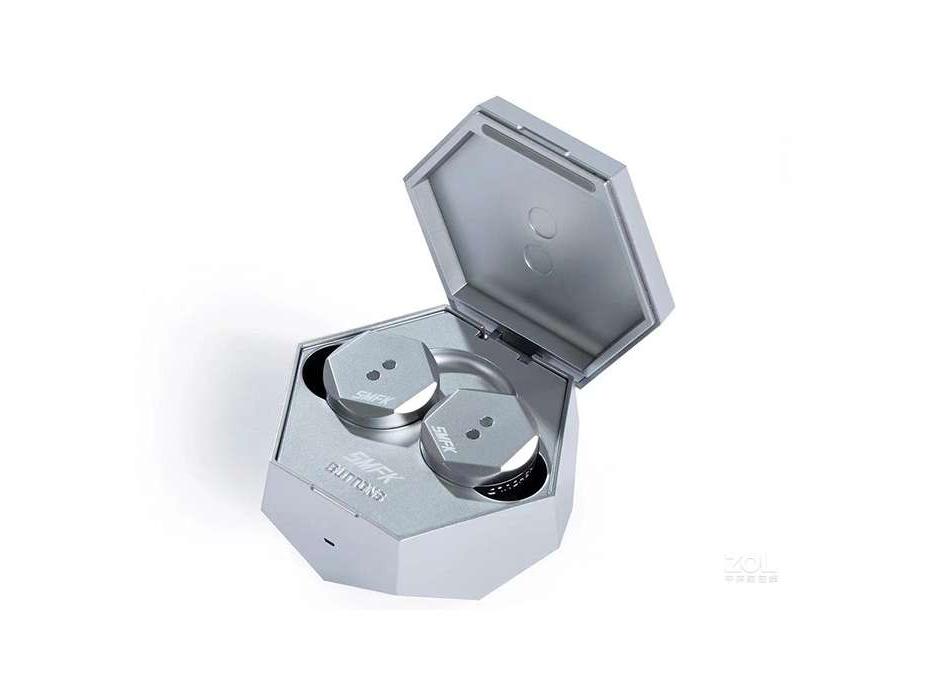BUTTONS X SMFK联名款
