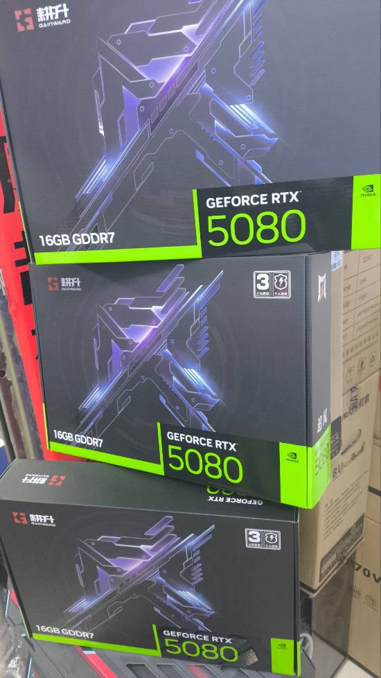 RTX 5080Կ 16G GDDR7Դ3ʱ