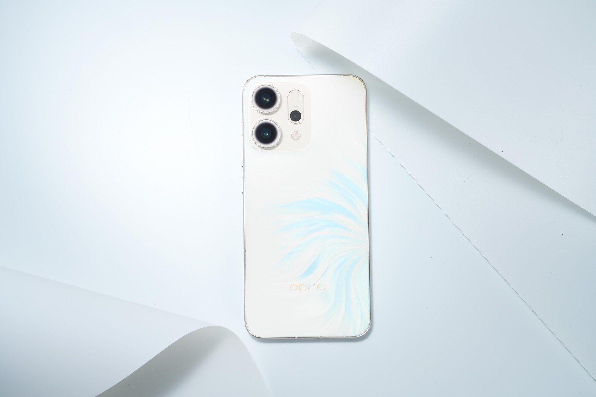 想要手机高质感,为什么一定要有金属边框?