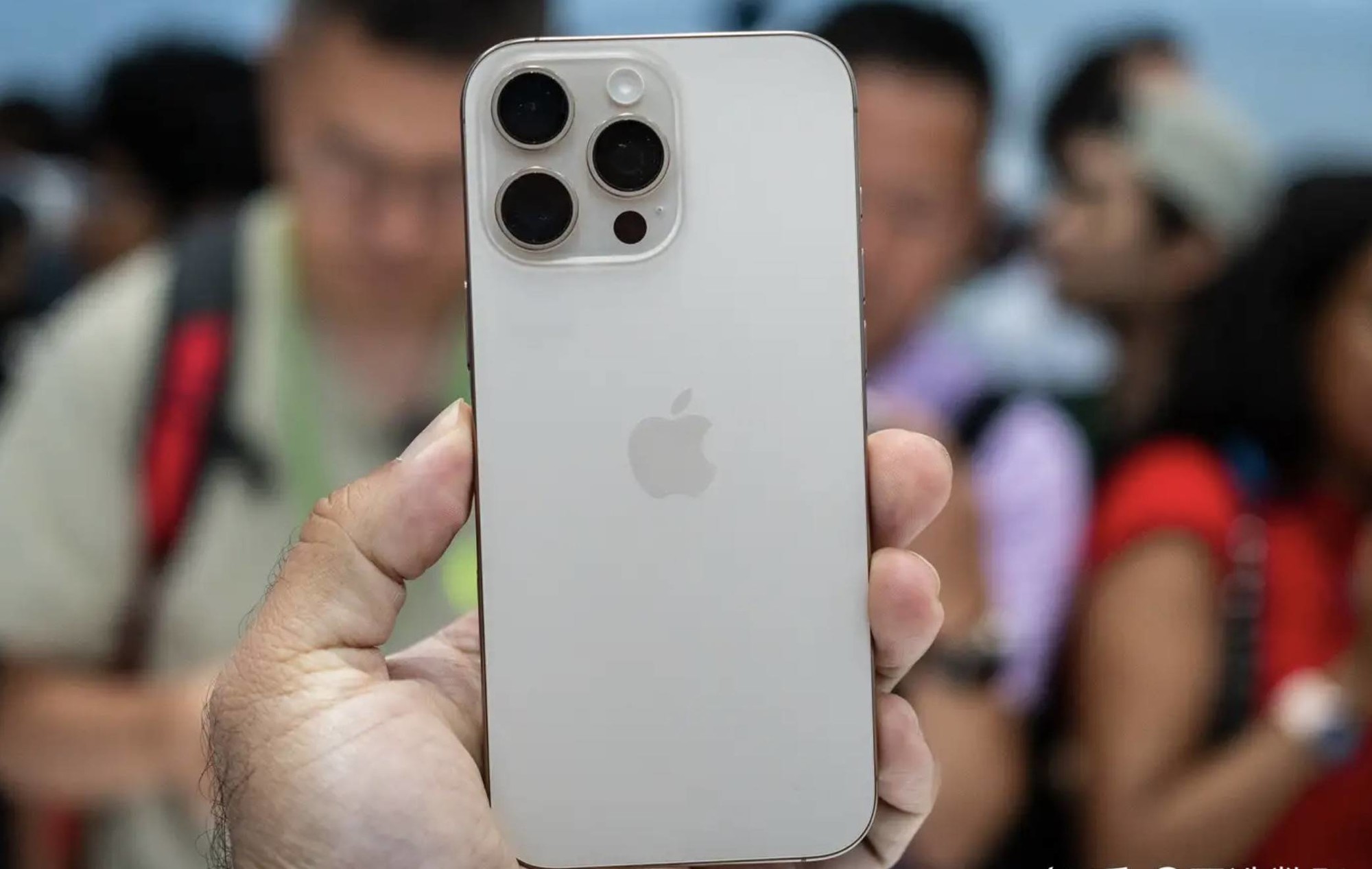 ƻȥˣiPhone 16 Proϵеµͼۡûа׵
