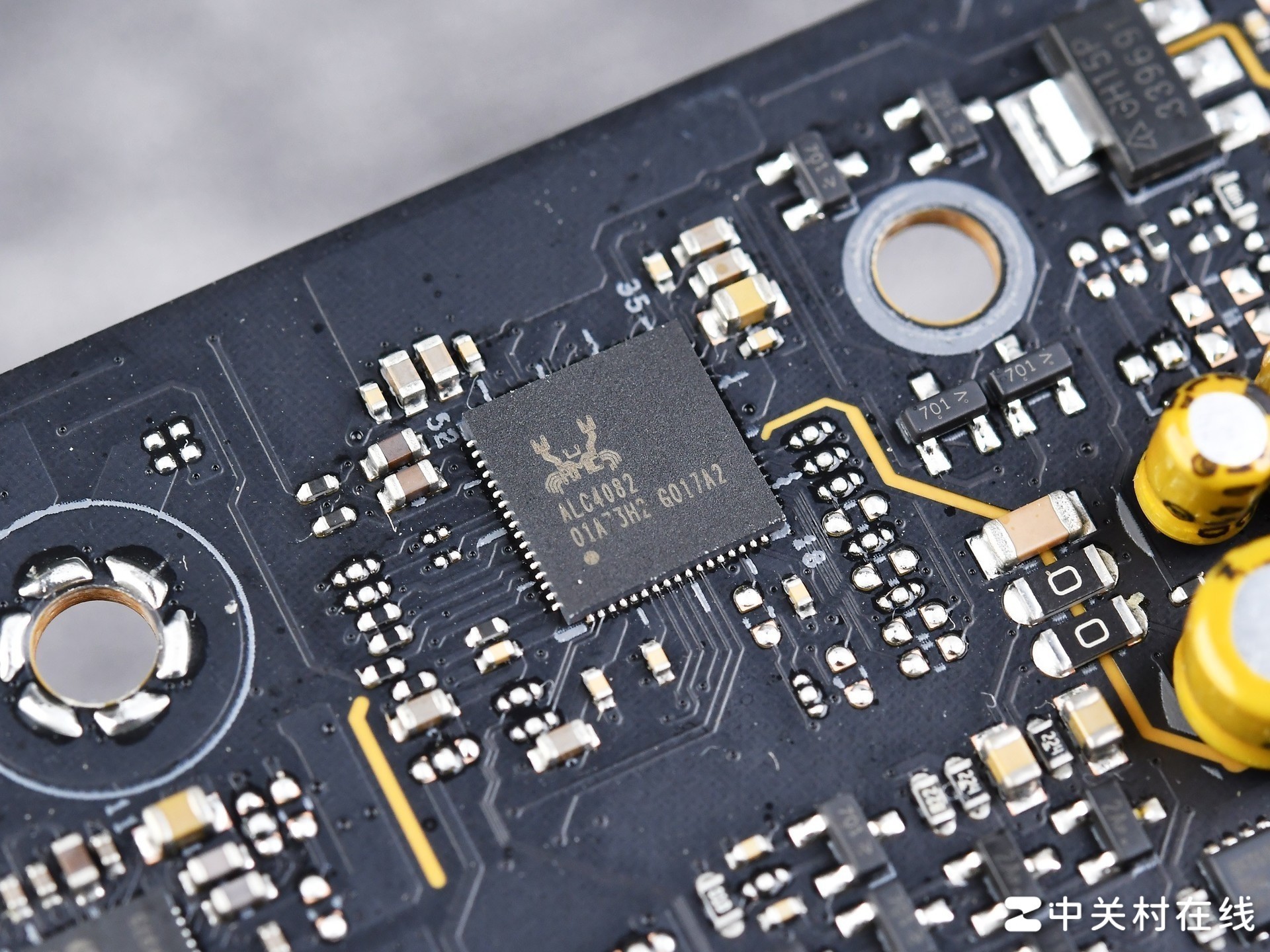AMD9000ߴ ˶ROG X870E HEROײ  ɳƵ8400MTs