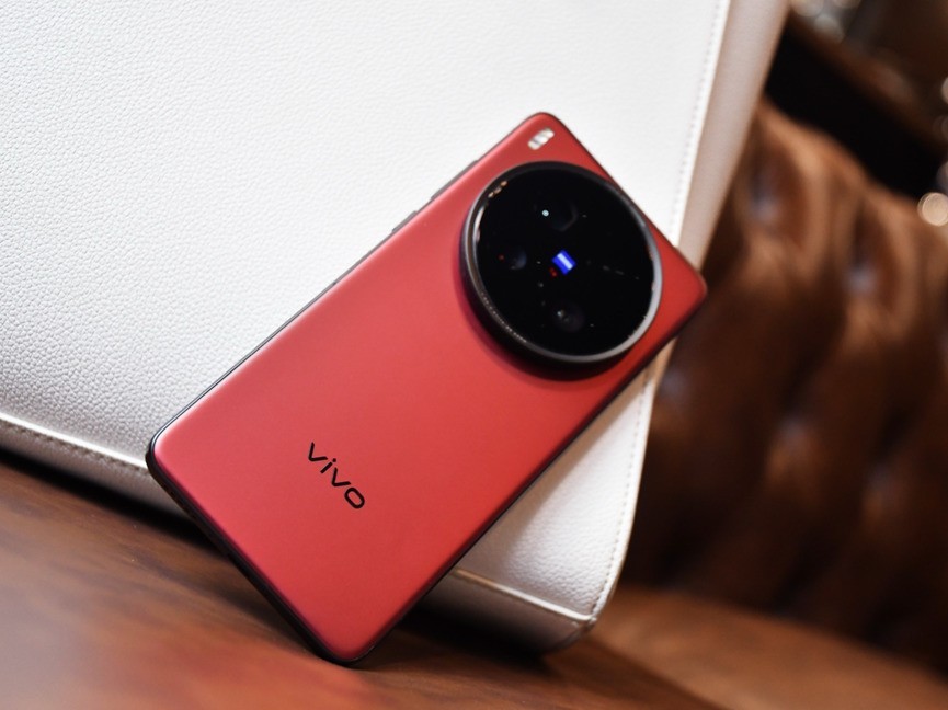 vivo X200 Ultra全面评测：影像深水区的重磅炸弹