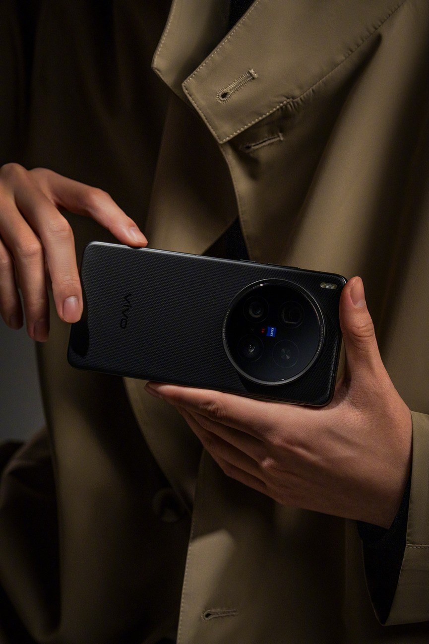 vivo X200 Ultra全面评测：影像深水区的重磅炸弹