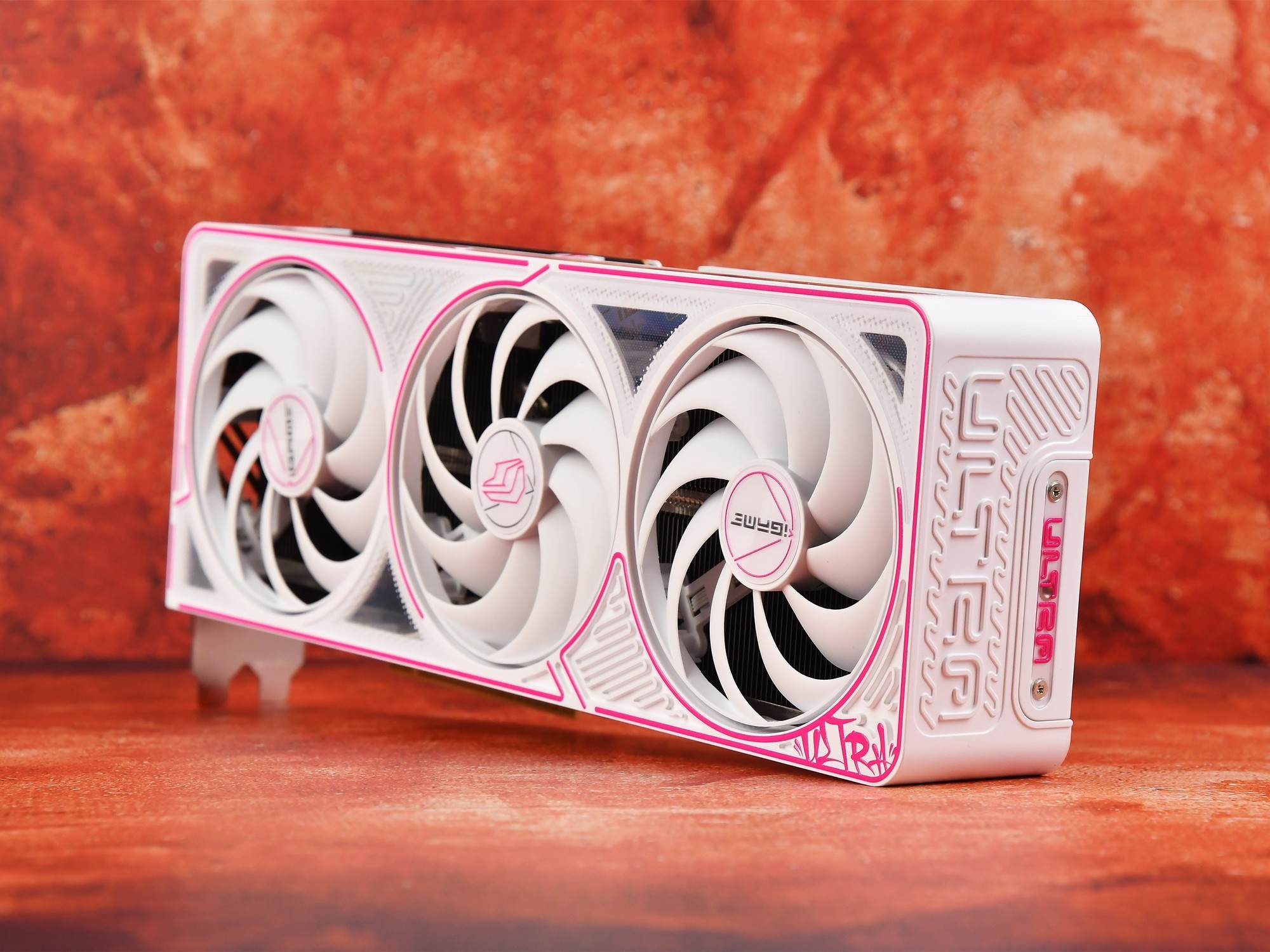 iGame GeForce RTX 5060 Ultra W OCԿ ը1080p 200֡