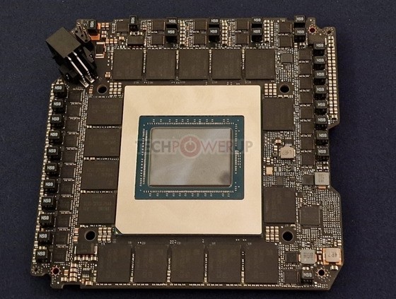 RTX 5090ײ𣺴˫ͨע