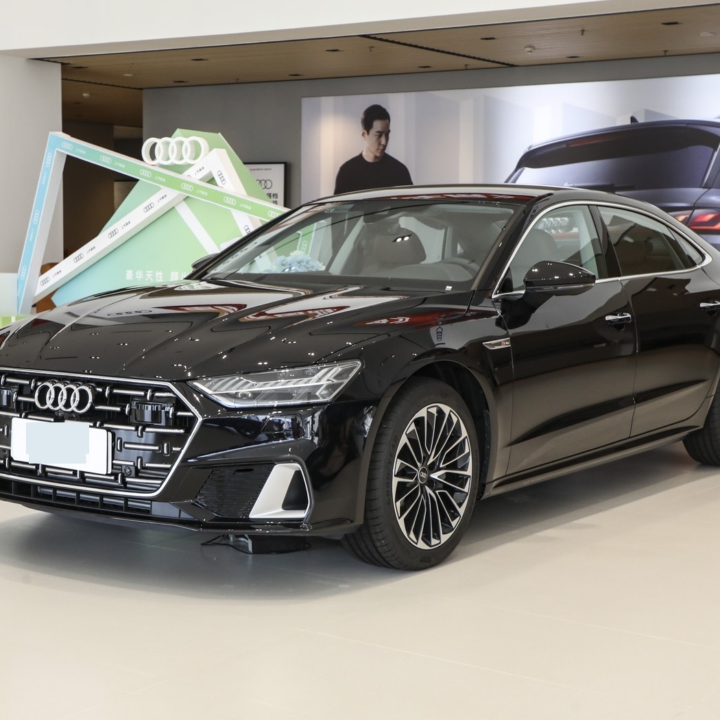 50万内五款豪华汽油三厢车推荐,捷豹奥迪红旗谁更值得选?