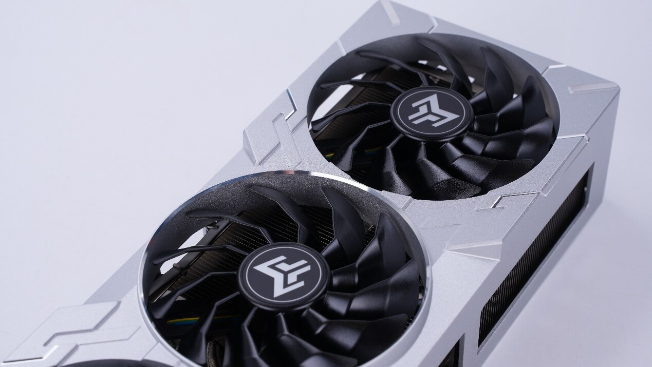 ӰRTX 4070 Ti SUPERʦPLUS OC