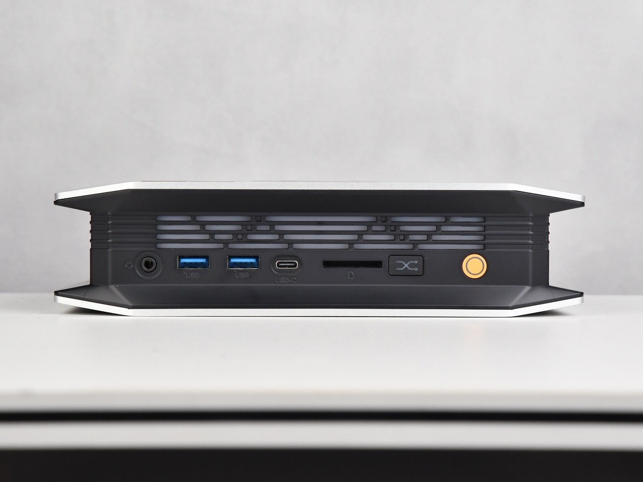 ����YO1�����������⣺����AI Max+ 395�ĳ���AI����վ